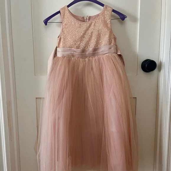 5T Flower Girl Dress Sequins and Tulle - Picture 1 of 8